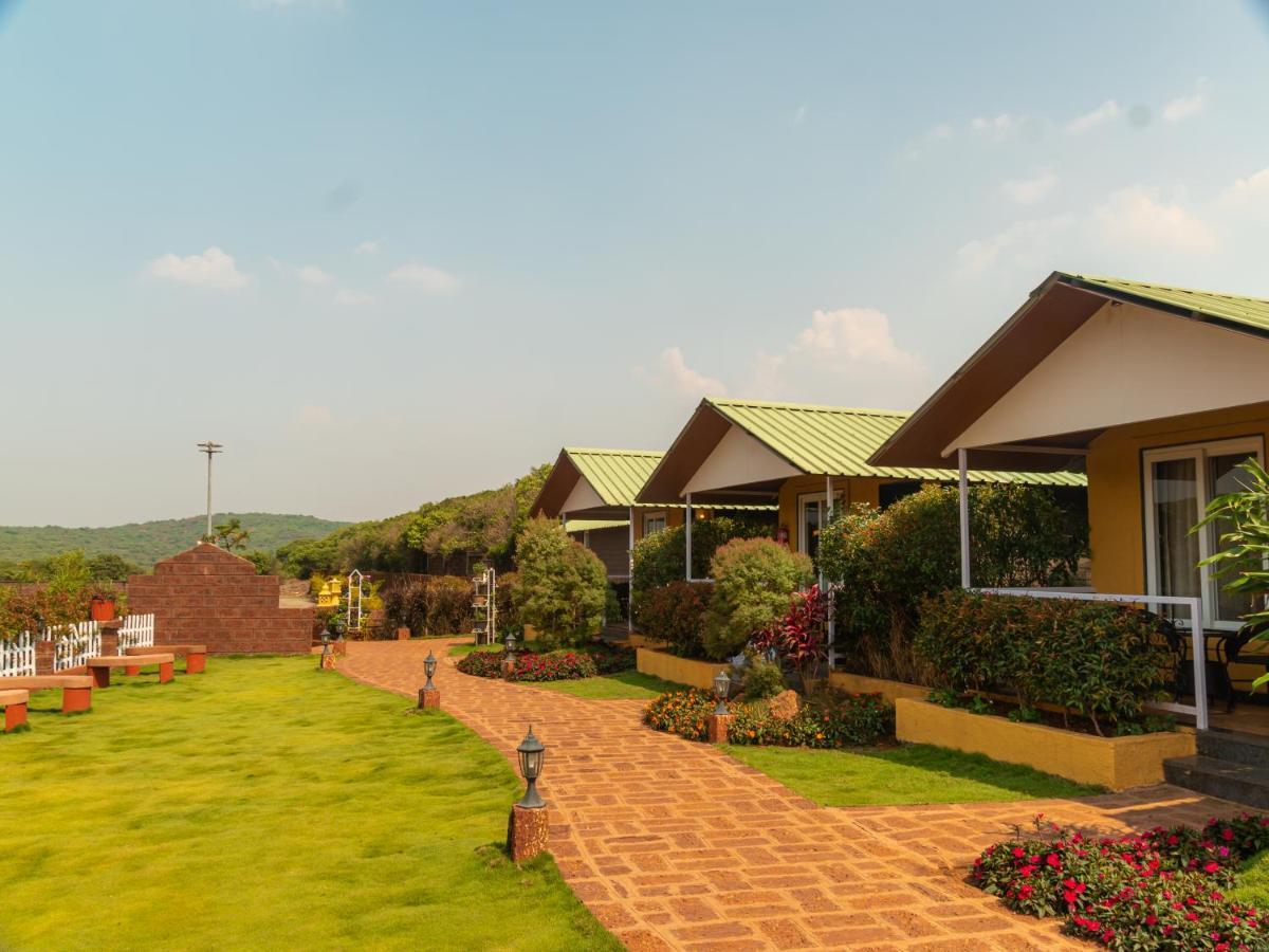 Red Button Resort Mahabaleshwar Exterior photo