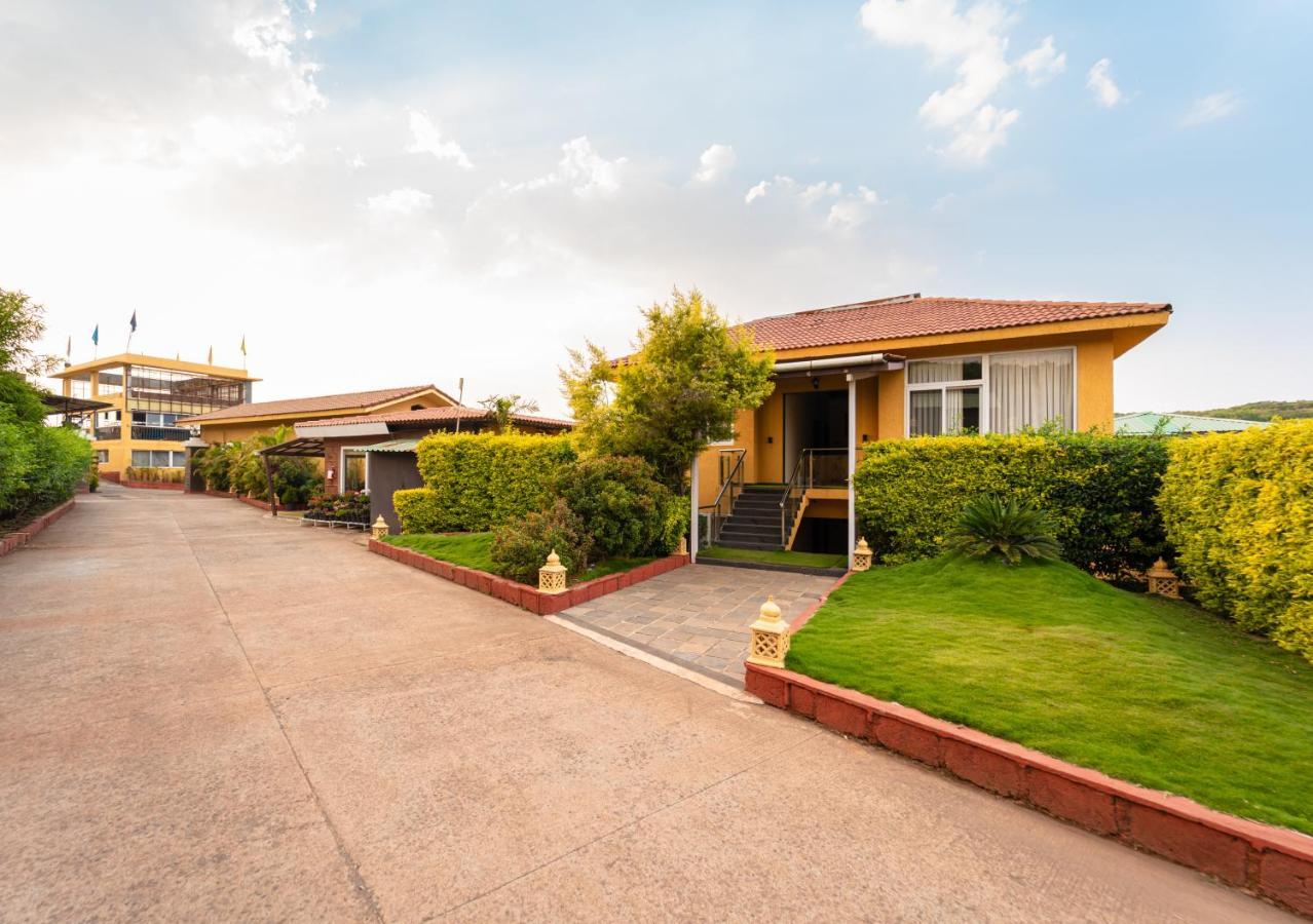 Red Button Resort Mahabaleshwar Exterior photo